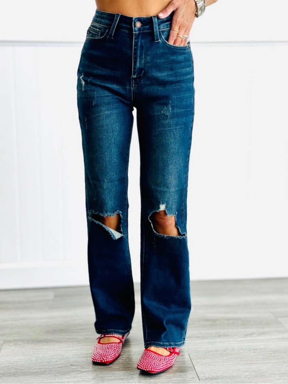 NWT - Judy Blue - High-Waist Distressed Straight-Leg Dad Jeans Woman's Size 1/25